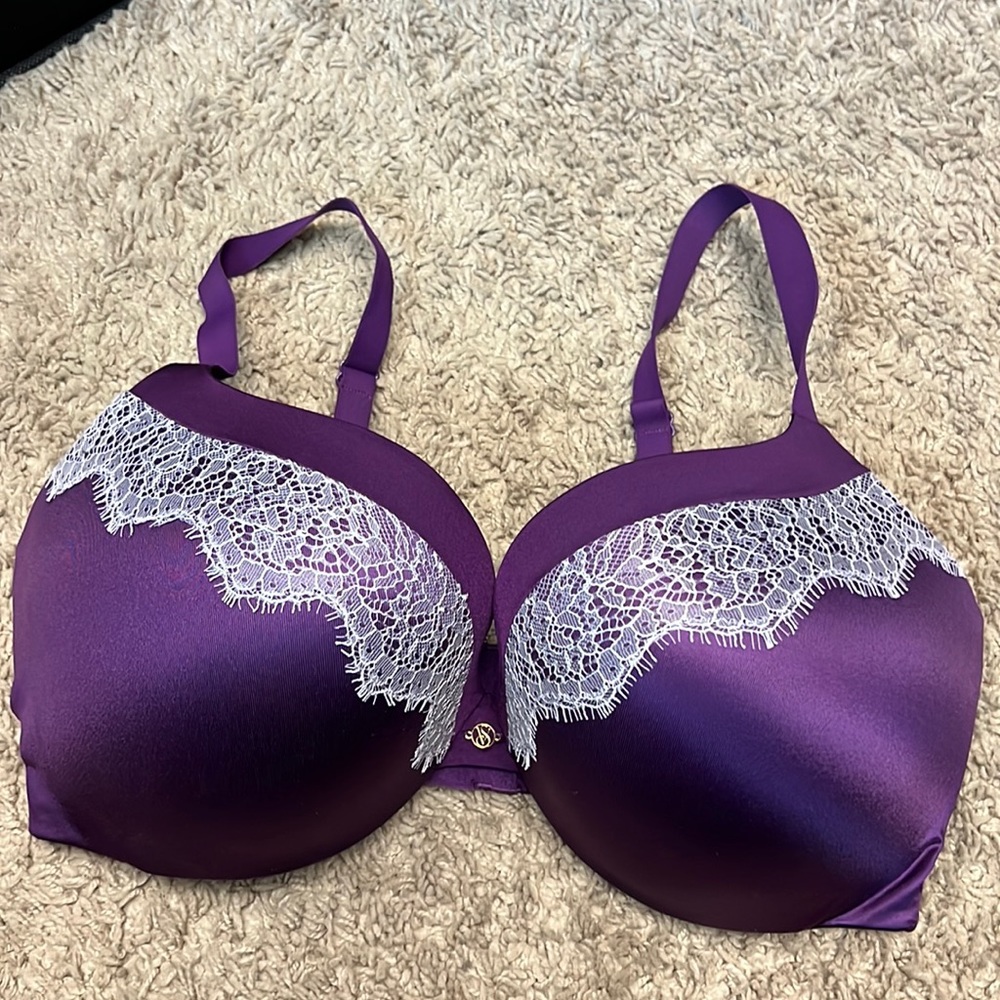 Victoria’s Secret push up- 36DD